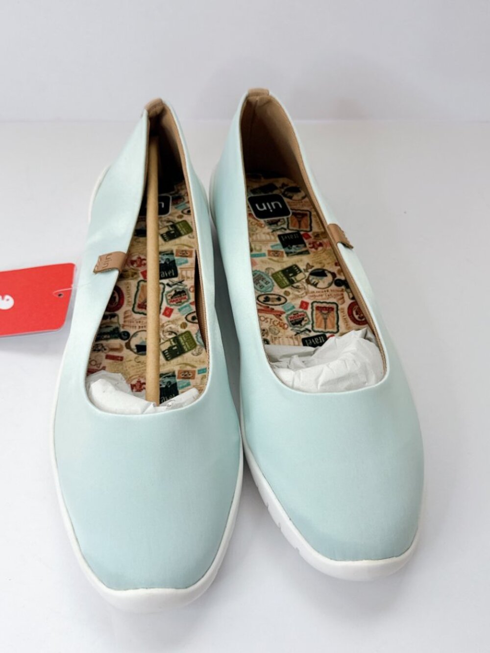 Size 9.5 UIN Blue Sky Slip-On Shoes Women’s Light Blue Flats
